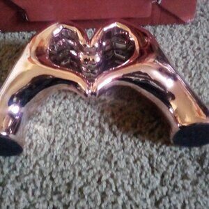 WUBIANJIE Pink Heart Hands Sculpture Boho Living Room Decor,